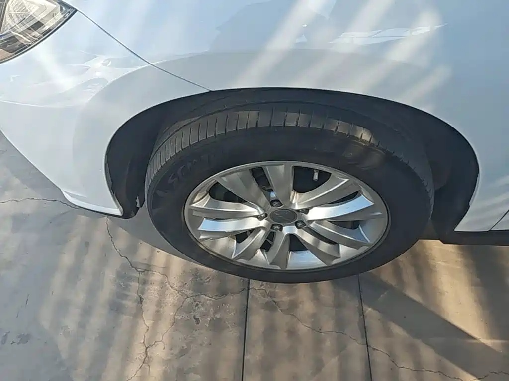 Photo 23 - Haval H2