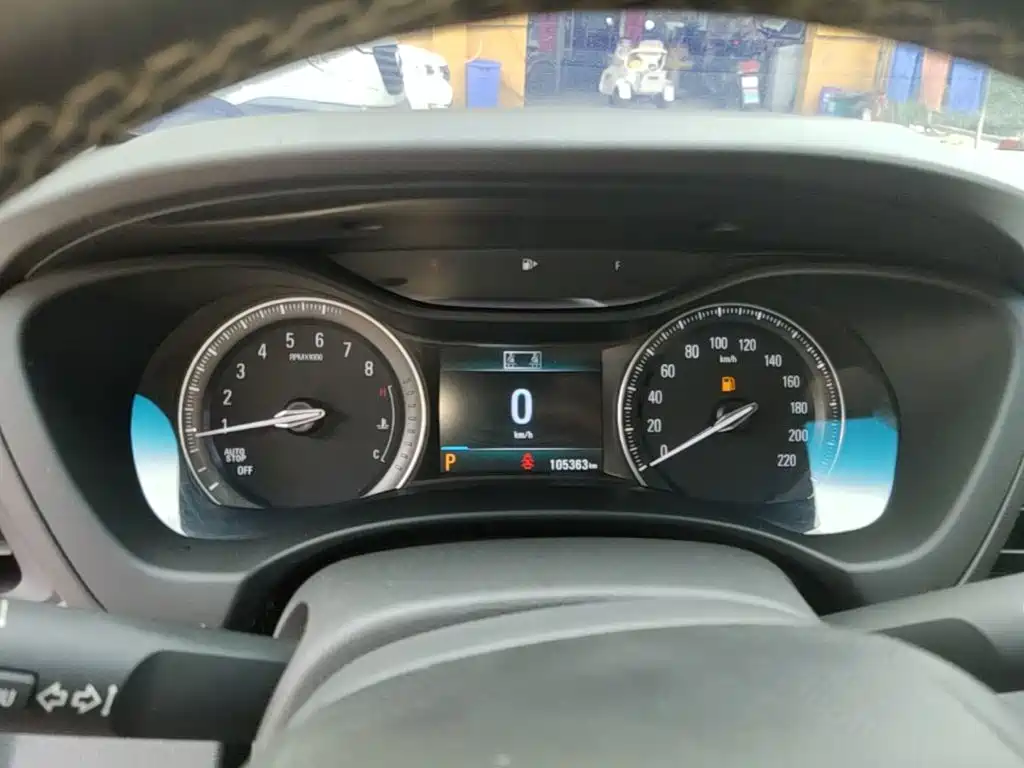Фото 12 - Buick GL6