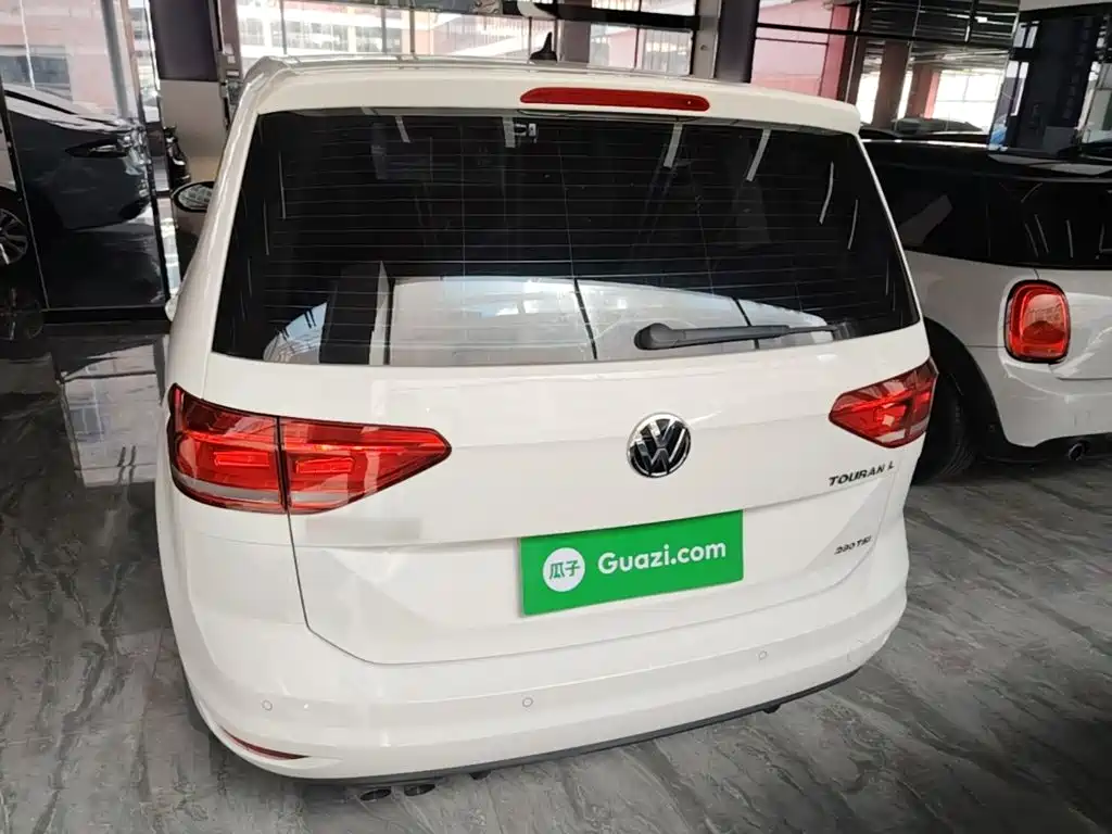 Volkswagen Touran 2019 2018 Touran L 280TSI DSG Trendline 7-seater China V