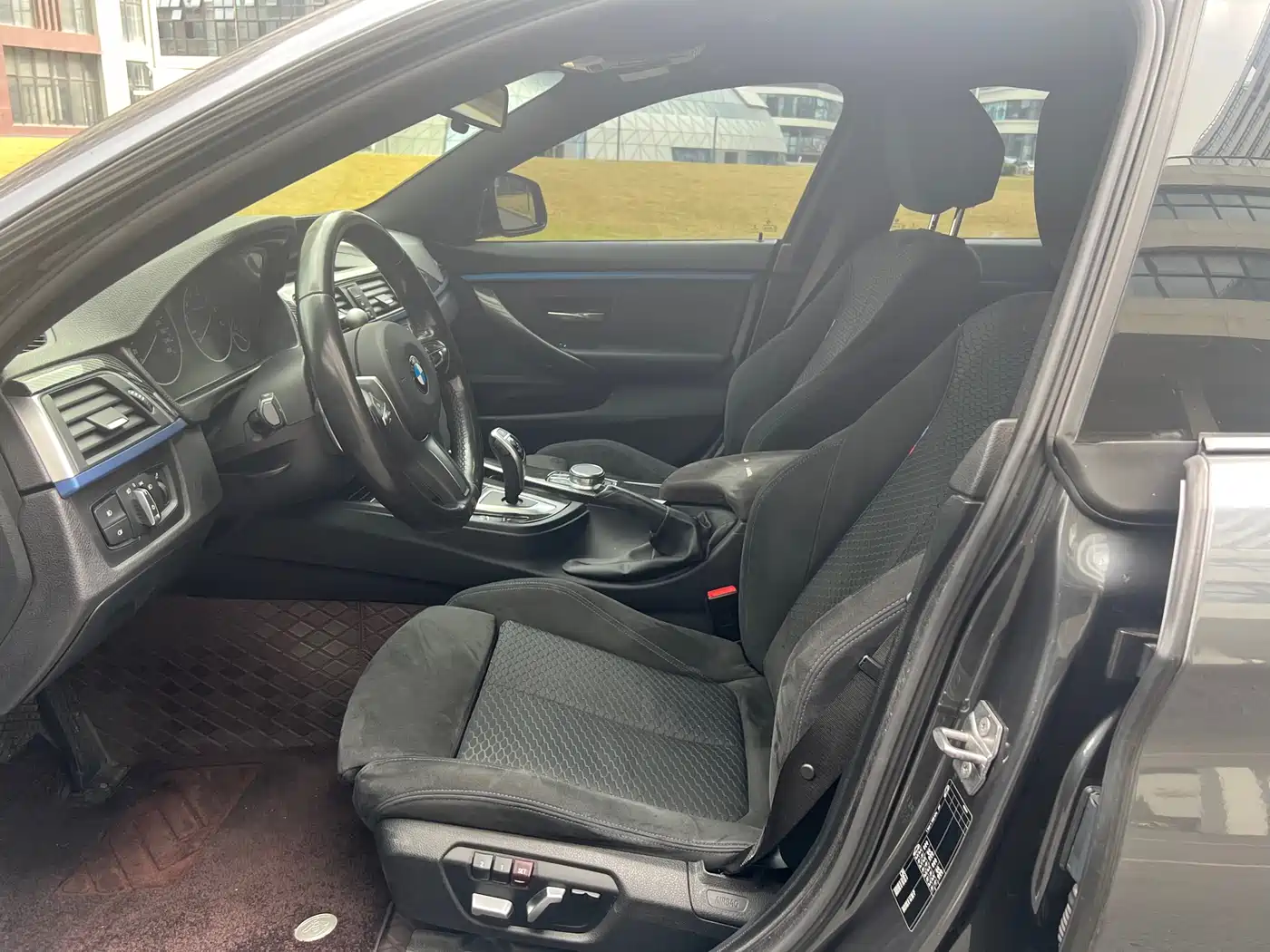 BMW 4 Series 2017 425i Gran Coupe Leading M Sport Package фото 8