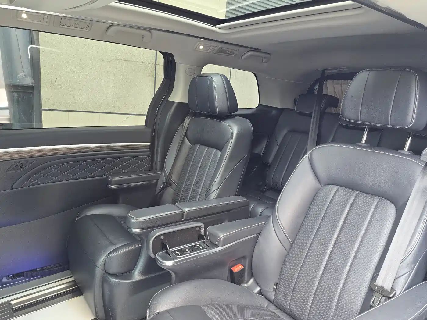GAC Trumpchi Trumpchi M8 2020 Pilot 390T Prestige Edition фото 6