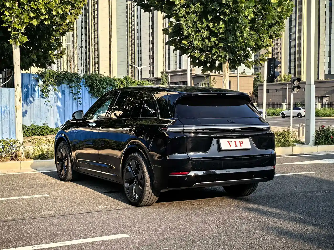 Фото 6 - Li Auto L7