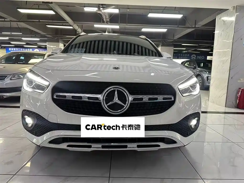 Mercedes-Benz GLA 2023 2023 GLA 200