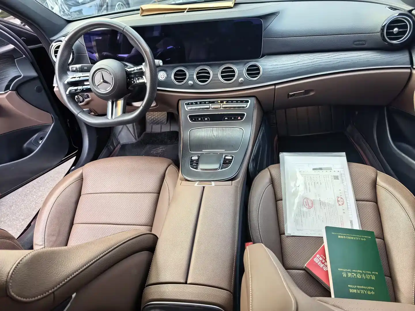 Фото 7 - Mercedes-Benz E-Class