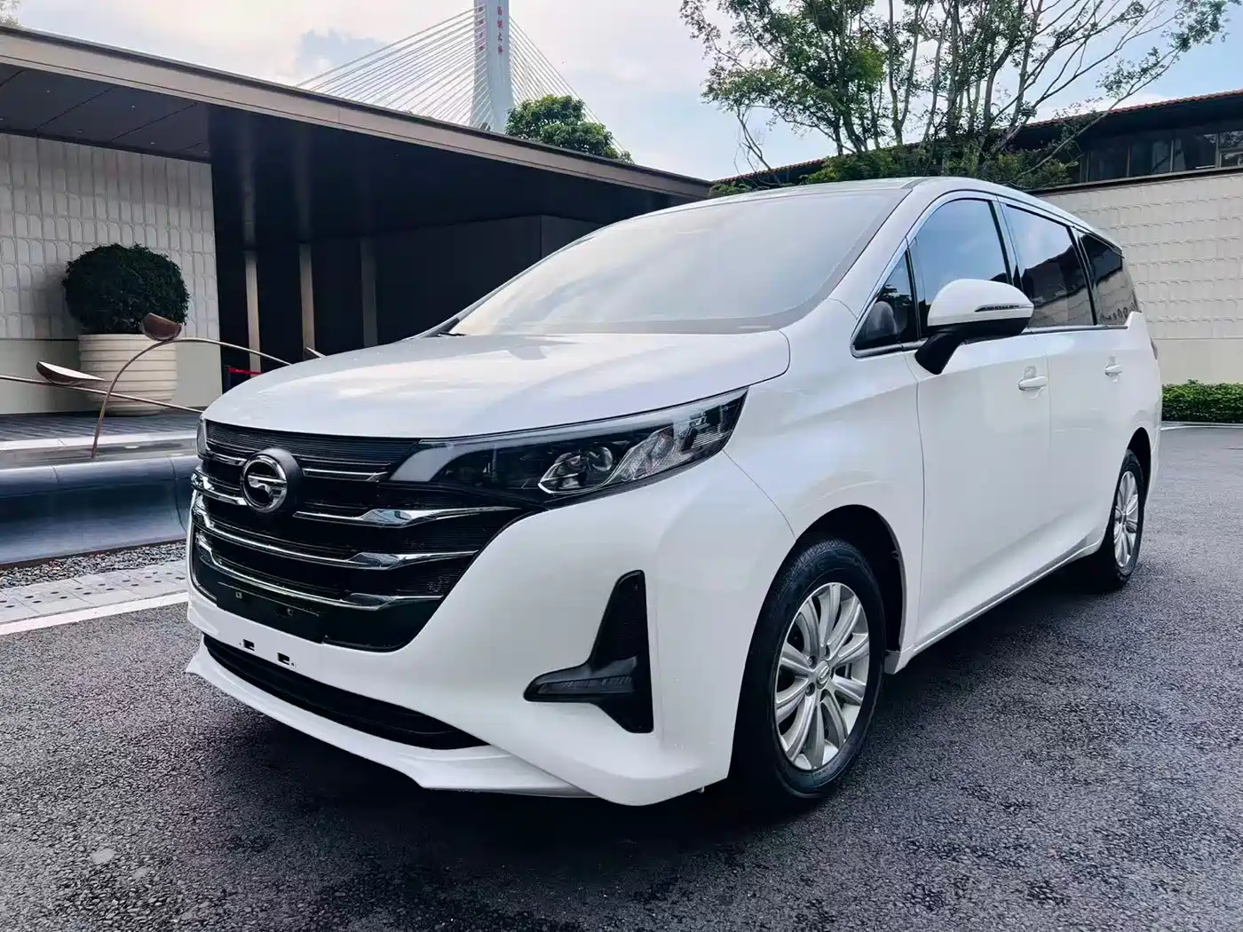 GAC Trumpchi Trumpchi M6 2019 270T DCT Luxury Edition (7-seater) (China VI)