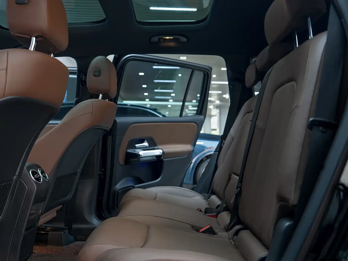 Mercedes-Benz GLB 2024 GLB 220 Dynamic фото 12