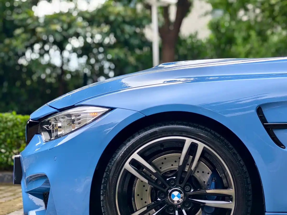 Photo 5 - BMW M4