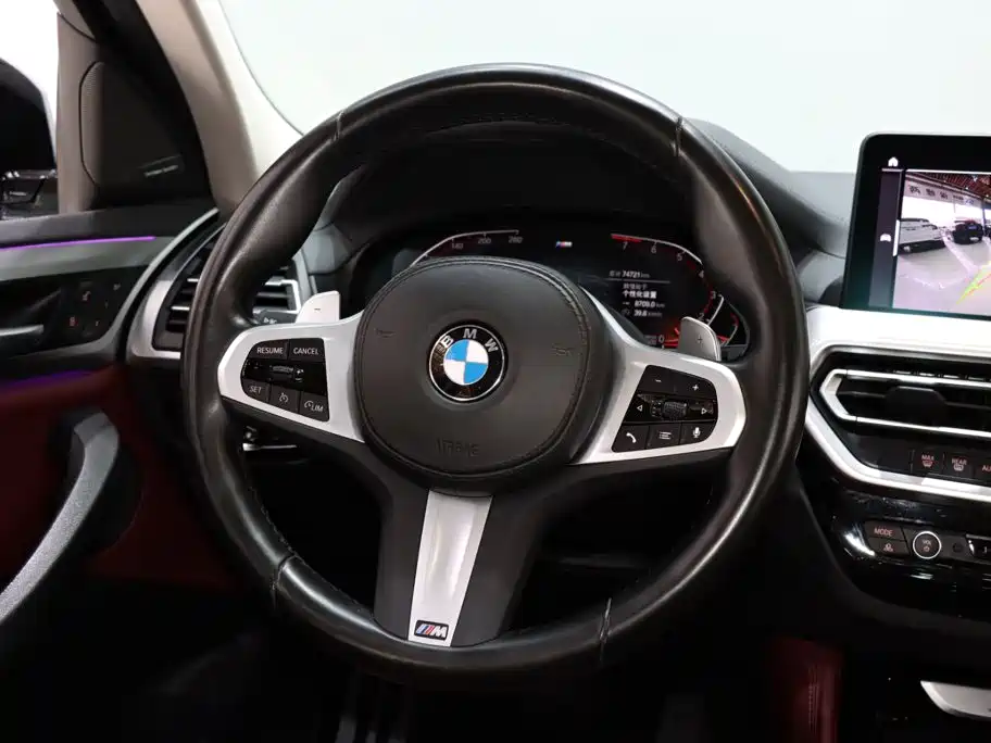 Photo 13 - BMW X4