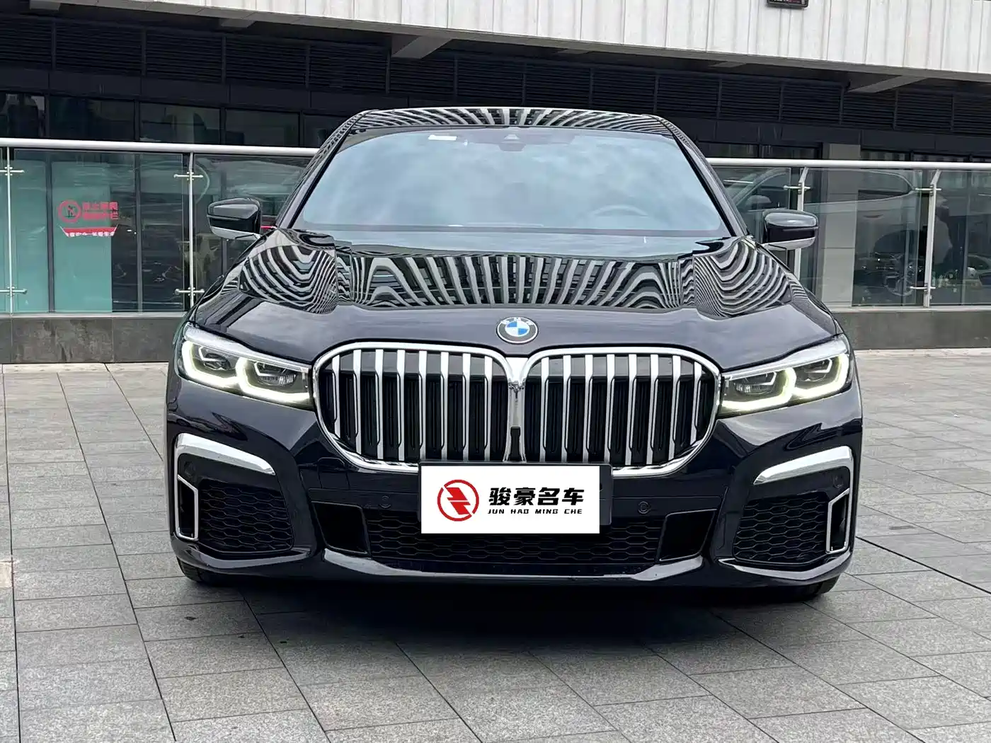 BMW 7 Series 2019 740Li Leading M Sport Package фото 2