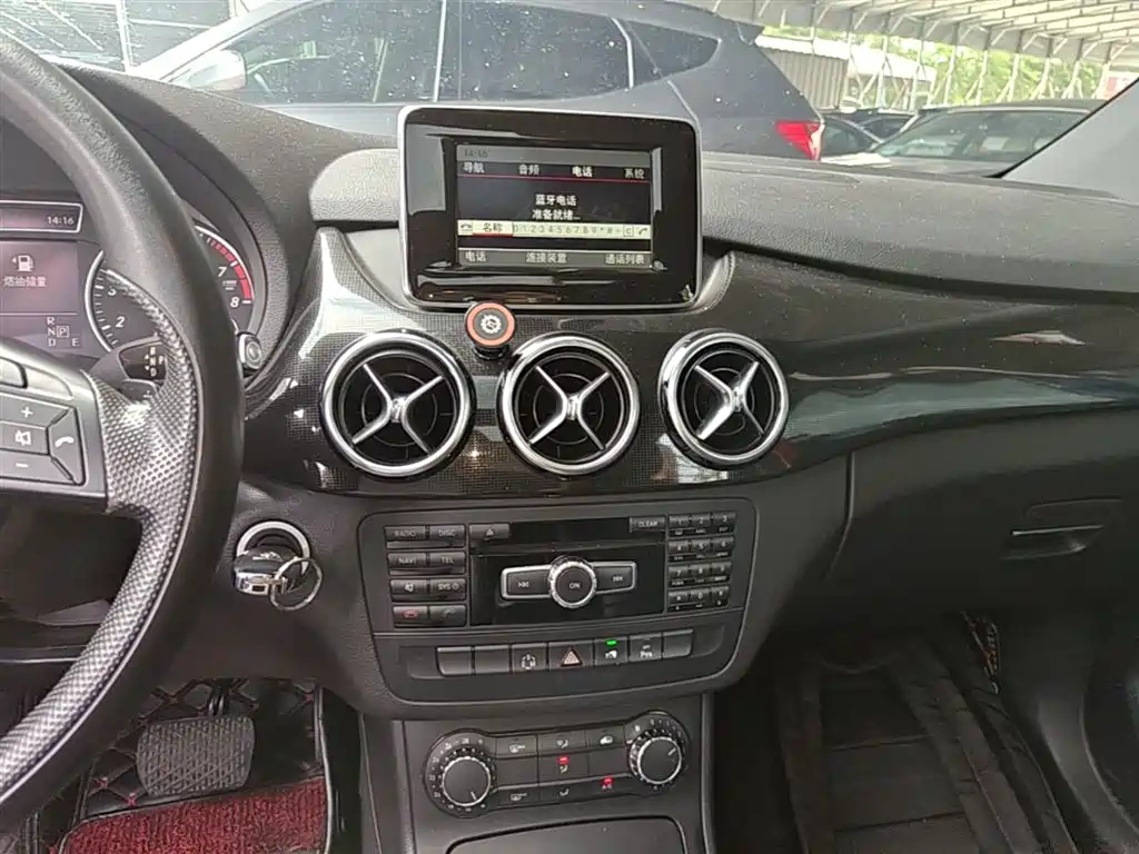 Mercedes-Benz B-Class 2012 B 180 фото 13