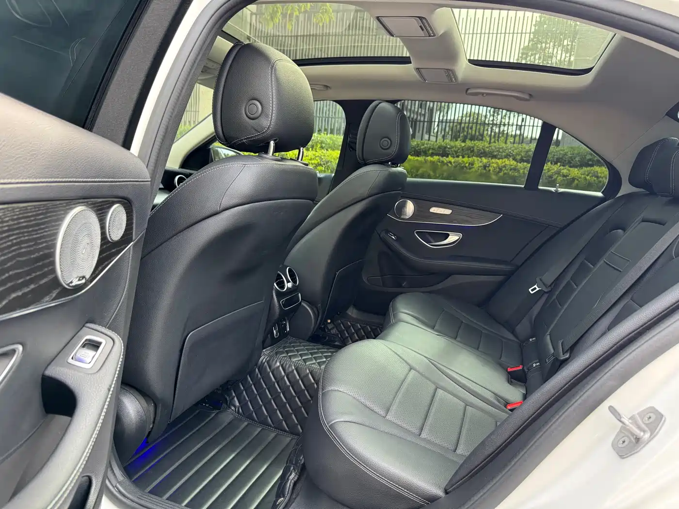 Mercedes-Benz C-Class 2021 C 260 L Sport Starry Exclusive Edition фото 6