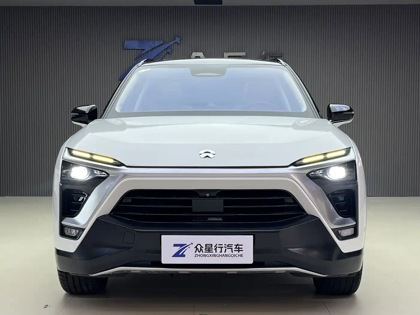 NIO ES8 2018 2018 Founder Edition
