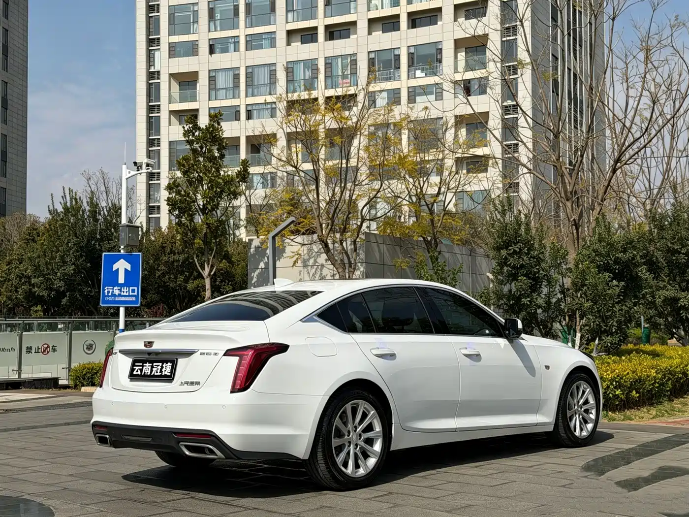 Cadillac CT5 2020 28T Fashion Model фото 32