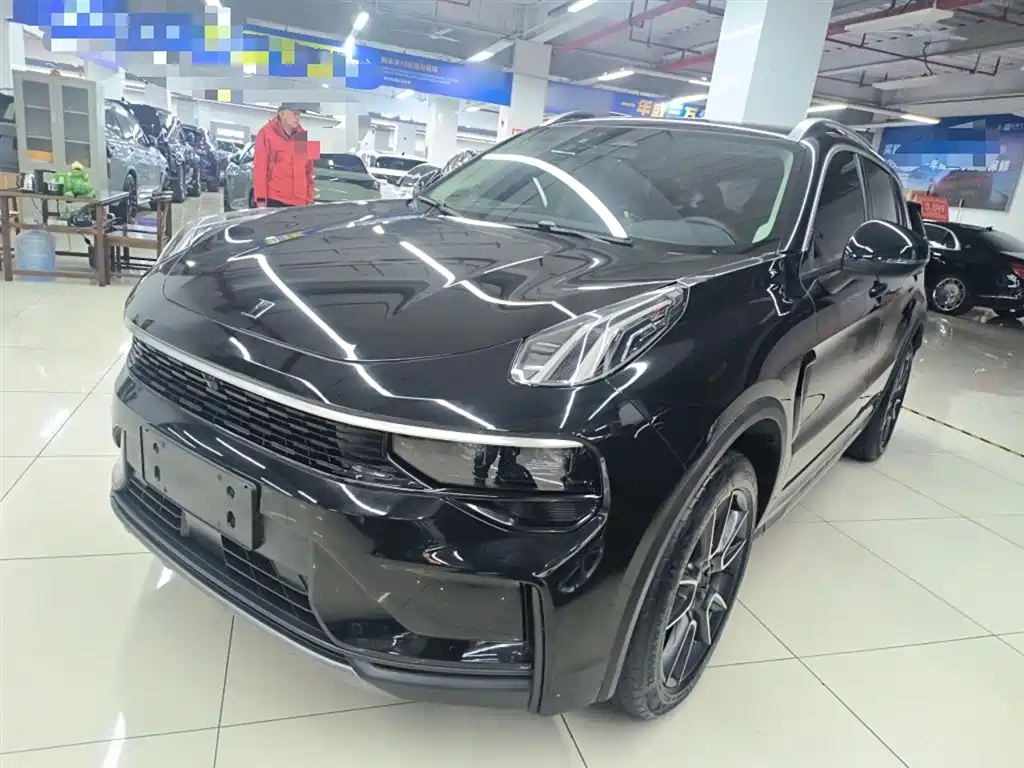 Lynk & Co 01 2023 2.0TD 2WD Pro фото 2