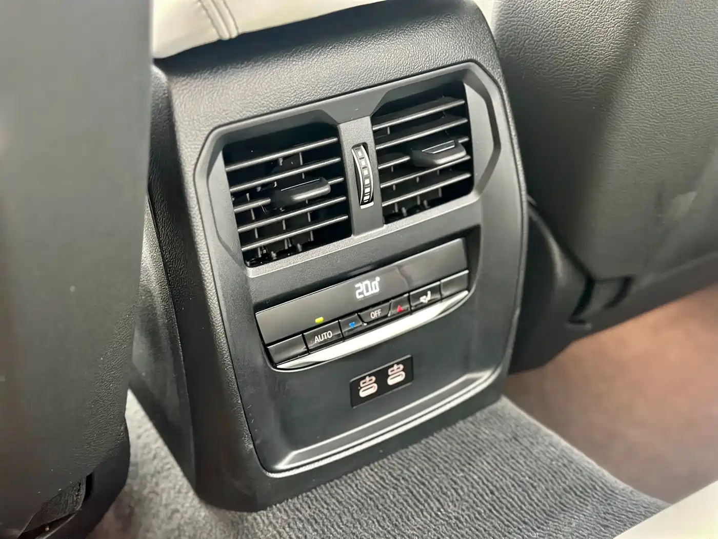 BMW M3 2023 M3 Sedan M xDrive Thunder Edition фото 14