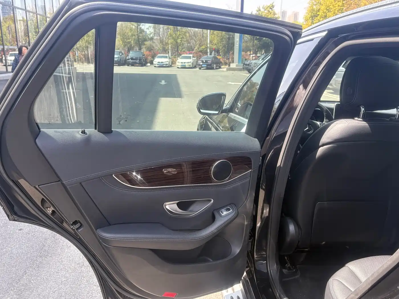 Mercedes-Benz GLC 2018 GLC 260 4MATIC Dynamic фото 7