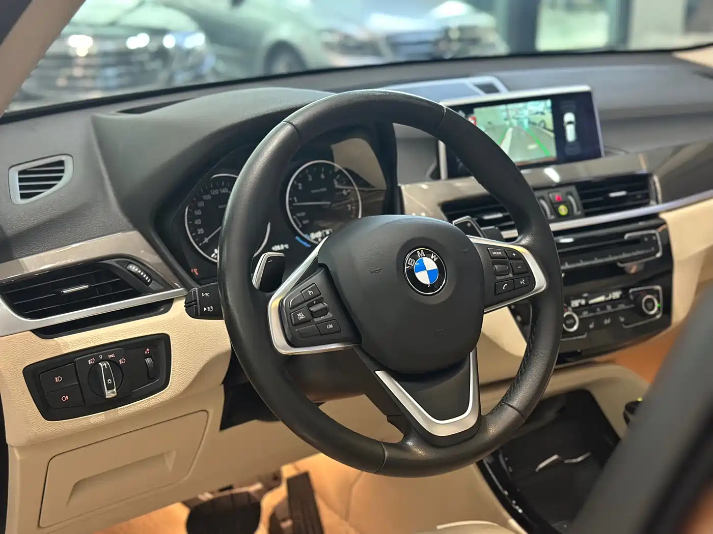 BMW X1 2018 xDrive25Li Luxury Model фото 8