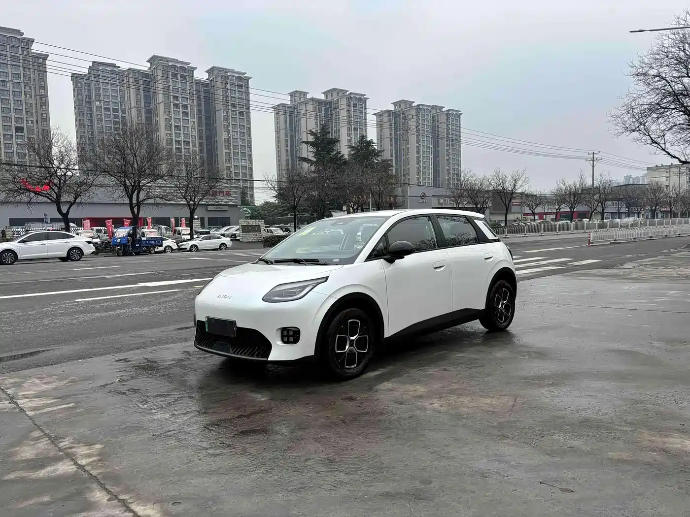 Aion UT 2026 2025 Model 330 Starlight Edition
