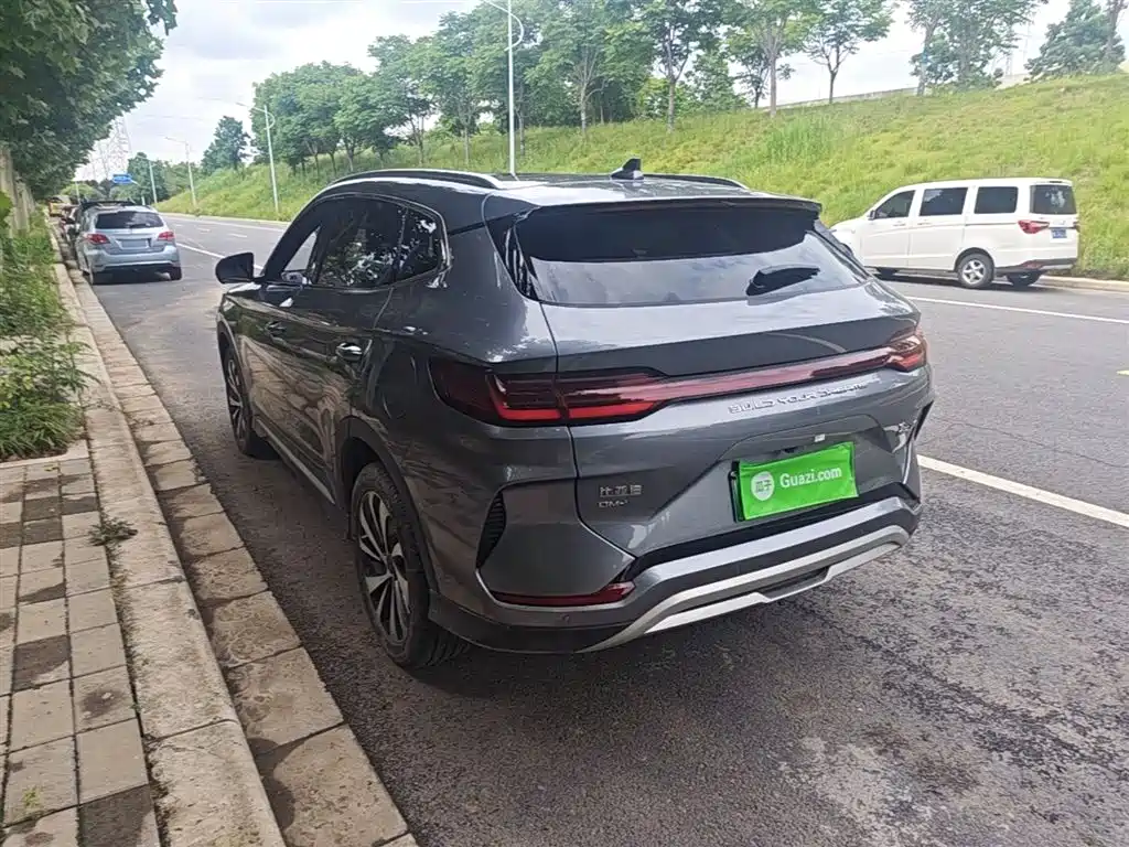 BYD Song PLUS PHEV 2024 Glory Edition DM-i 150km Flagship PLUS фото 5