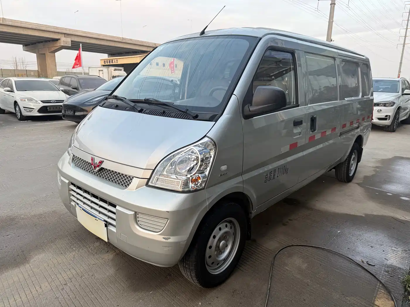 Wuling Motors Wuling Rongguang 2021 2021 1.5L Extended Standard Power Steering Windowless Van 2-Seater L3C