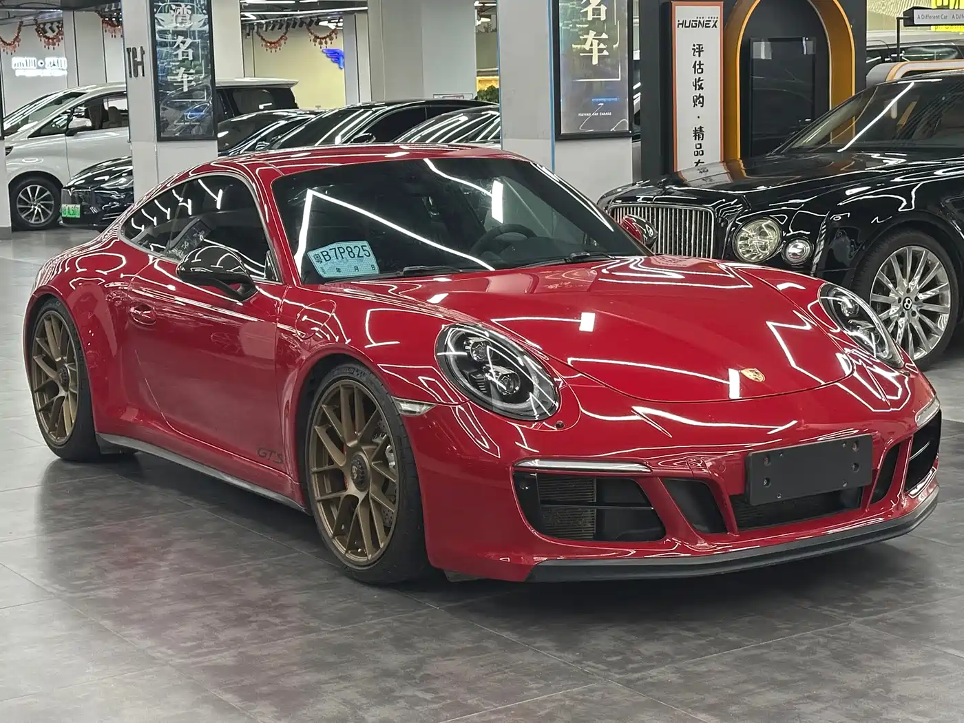 Porsche 911 2017 Carrera GTS 3.0T фото 2