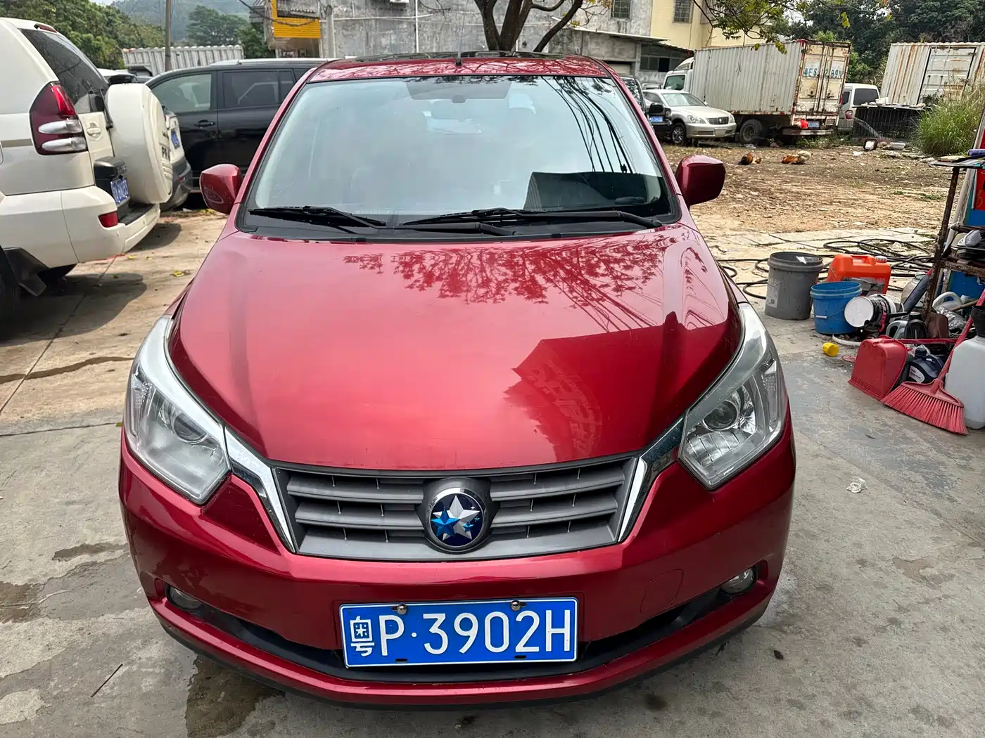 Venucia R50 2014 2013 1.6L Automatic Luxury Edition