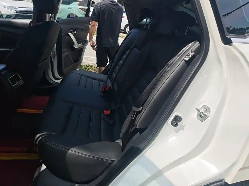 Venucia T90 2019 2018 2.0L CVT Smart Connected Premium Edition China VI
