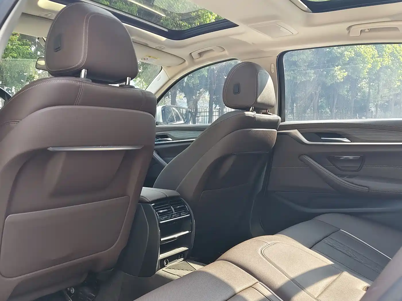 BMW 5 Series 2021 Facelift 530Li Leading M Sport Package фото 15