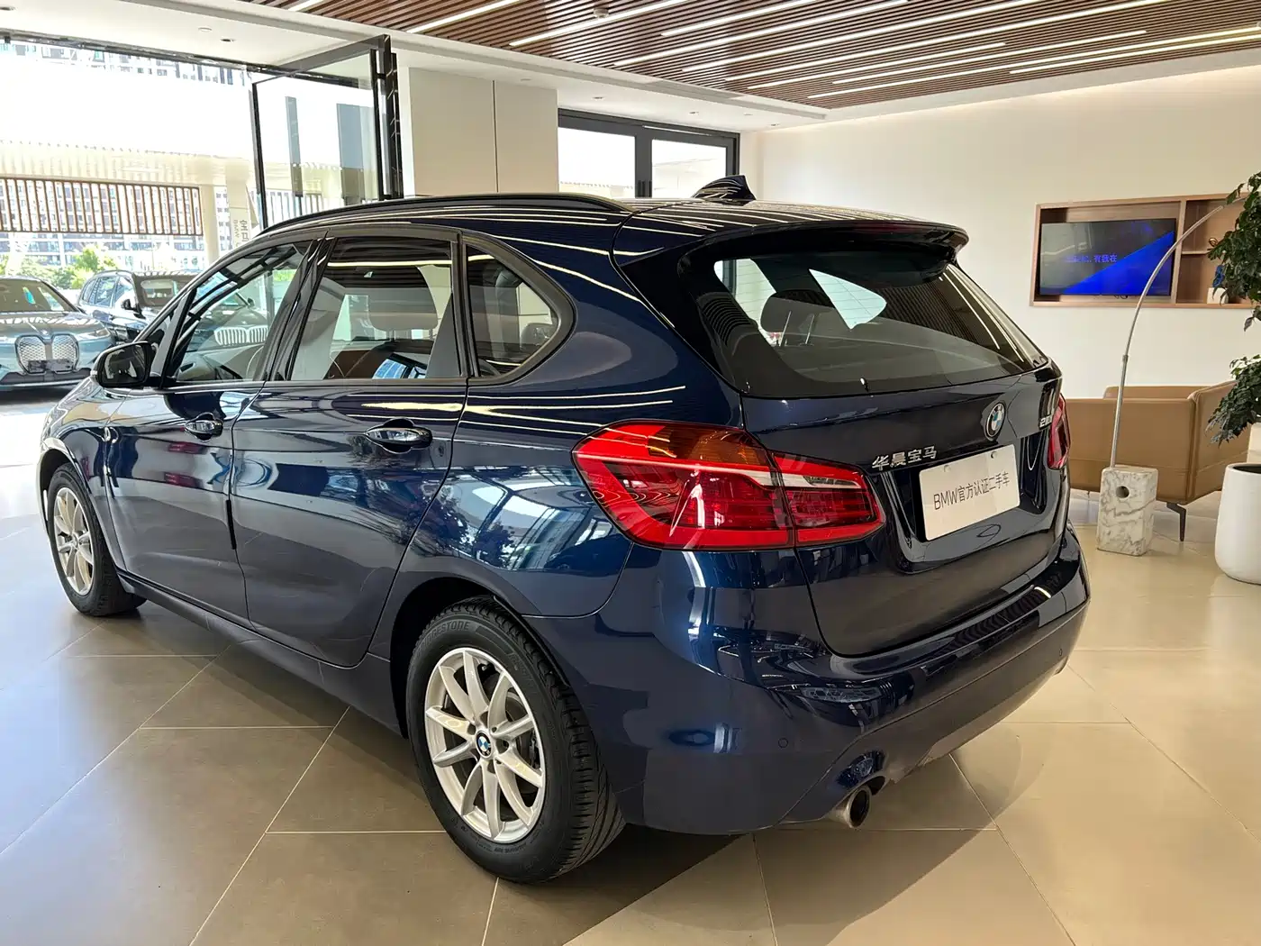 BMW 2 Series Touring 2019 2018 218i Sport Line