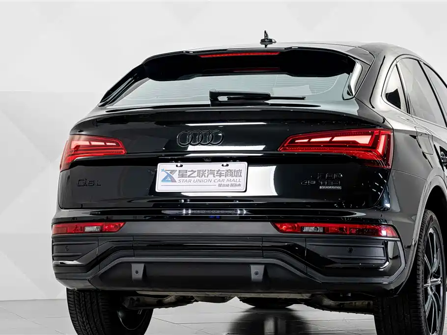 Фото 7 - Audi Q5L Sportback