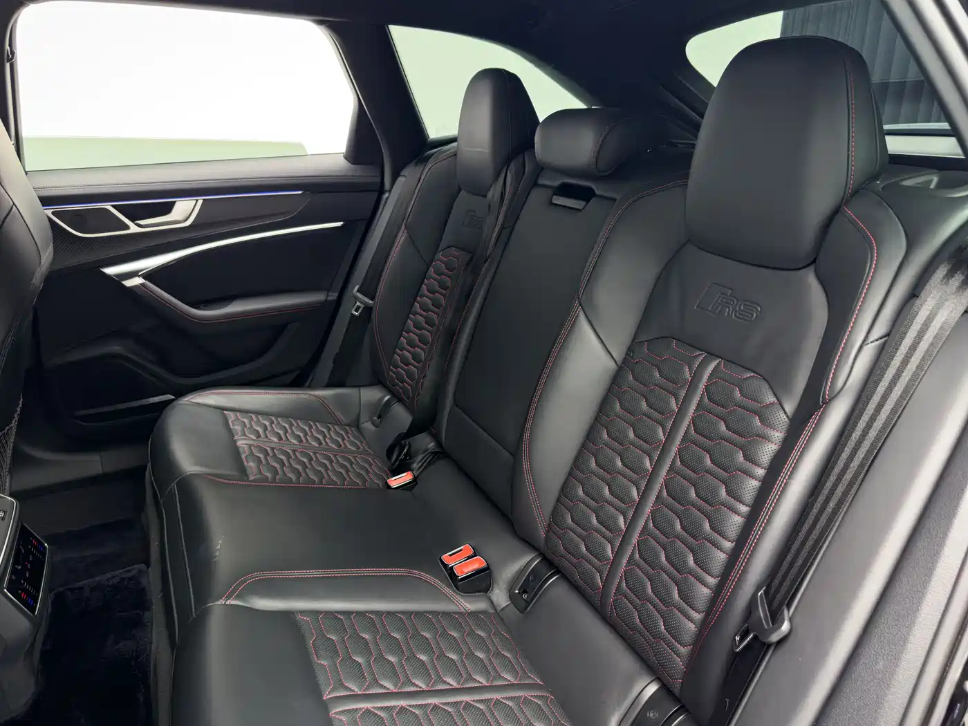 Audi RS 6 2022 RS 6 4.0T Avant фото 13