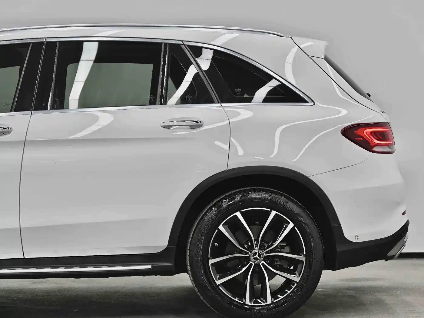 Mercedes-Benz GLC 2020 Facelift GLC 300 L 4MATIC Dynamic фото 15
