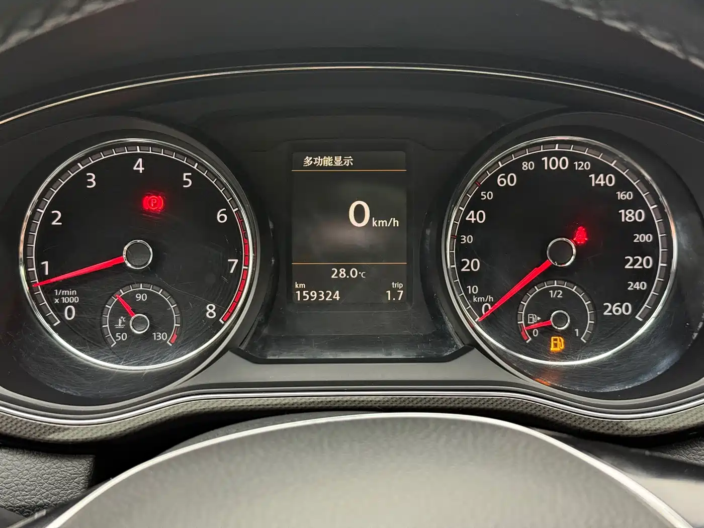 Volkswagen Passat 2016 330TSI DSG Executive Edition фото 16