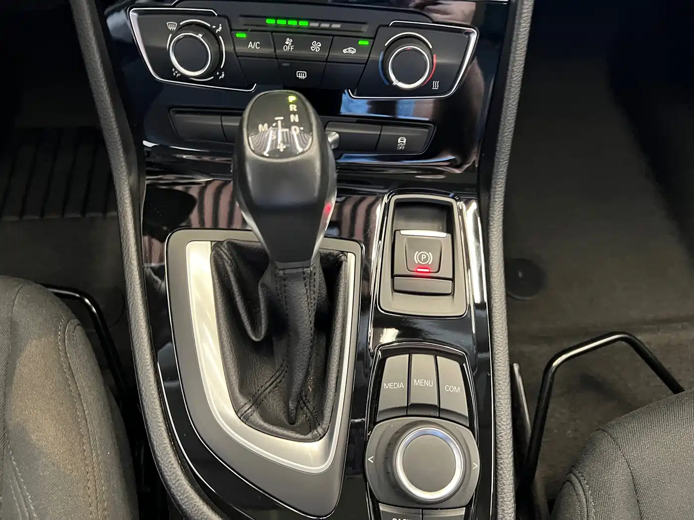BMW 2 Series Touring 2019 2018 218i Sport Line