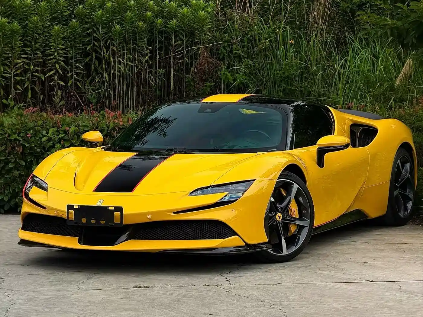 Ferrari SF90 2022 2020 3.9T V8 Stradale