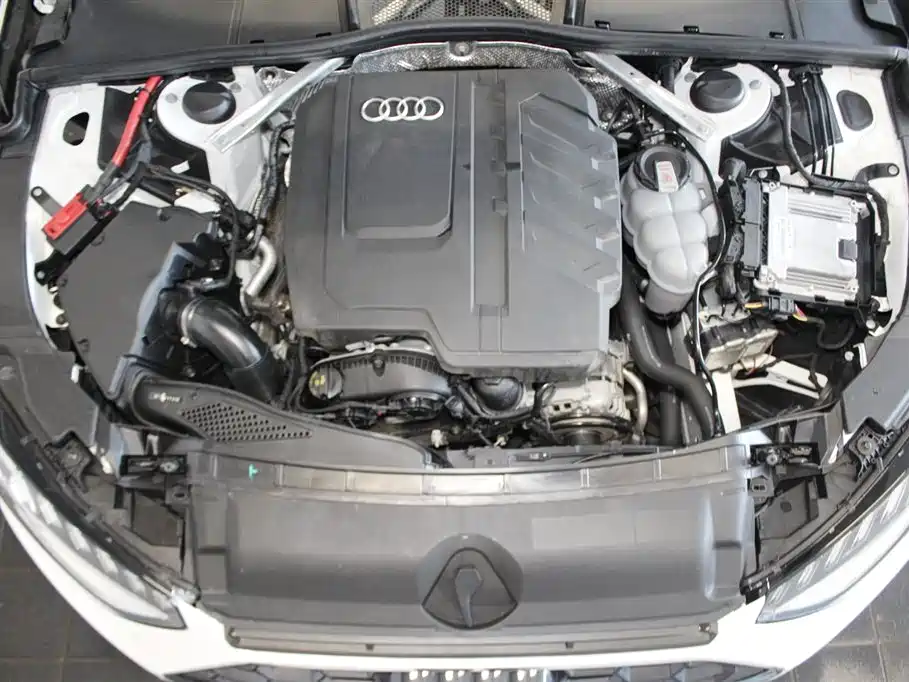 Audi A4L 2024 40 TFSI Fashion Dynamic фото 12