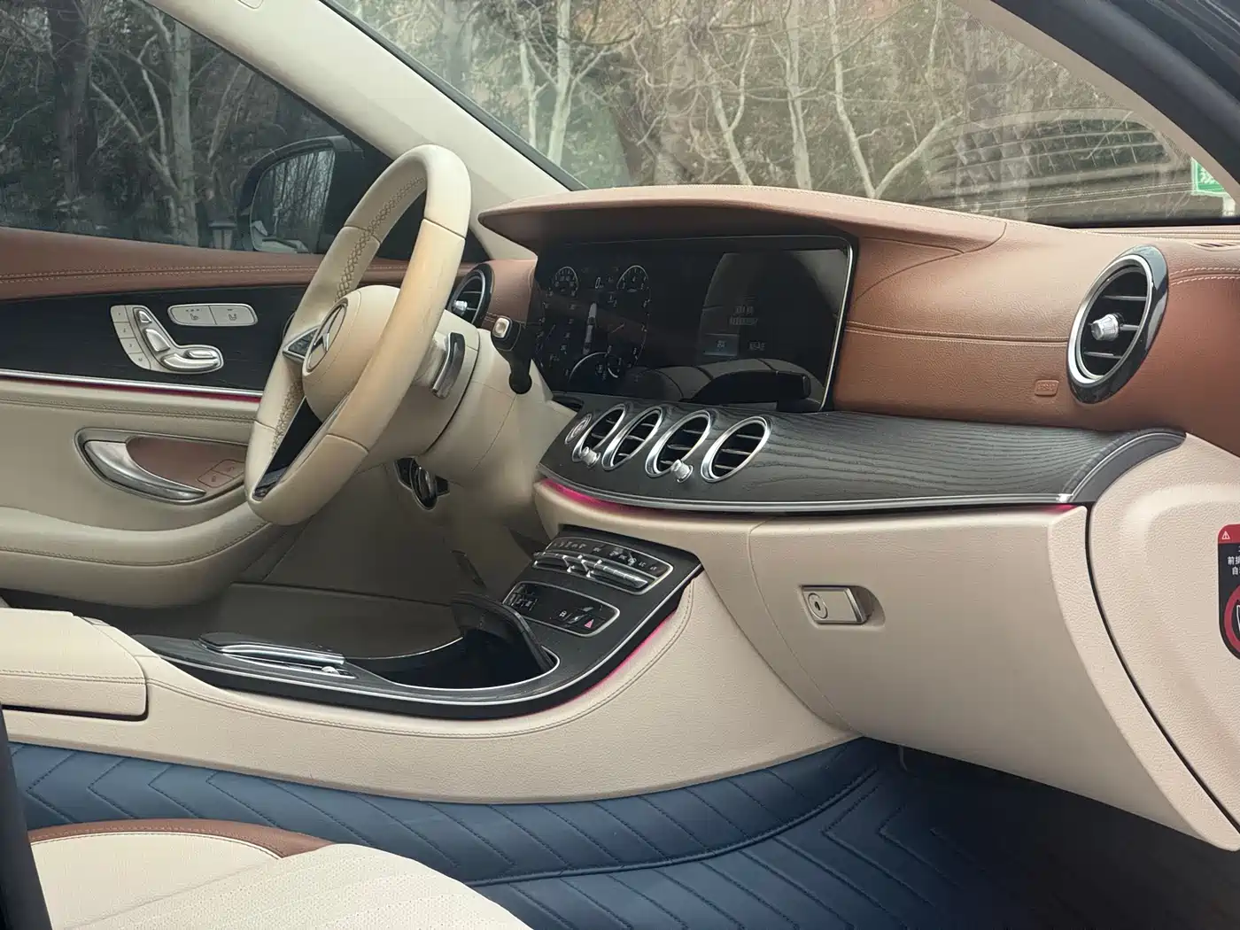 Mercedes-Benz E-Class 2022 E 300 L Fashion фото 12