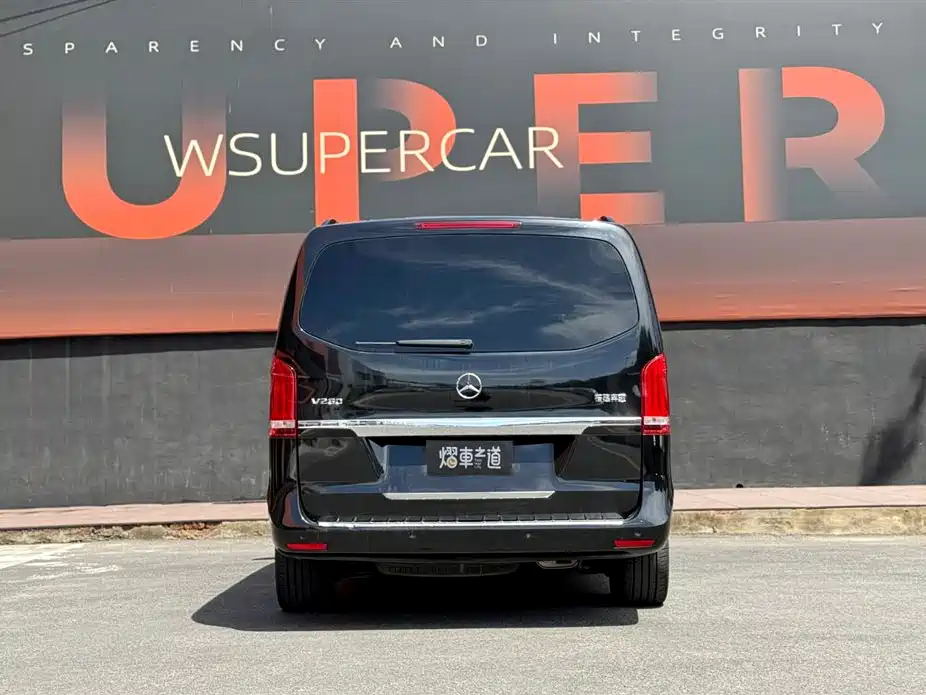 Mercedes-Benz V-Class 2016 V 260 Premium Edition фото 4