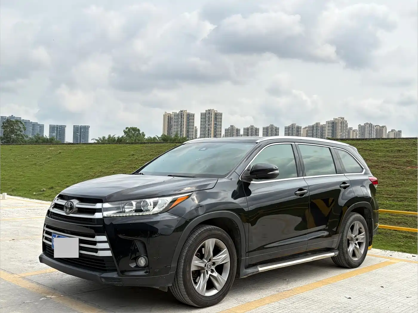 Toyota Highlander 2018 2.0T 4WD Luxury 7-seater (China V)