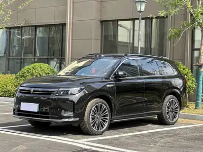 AITO M7