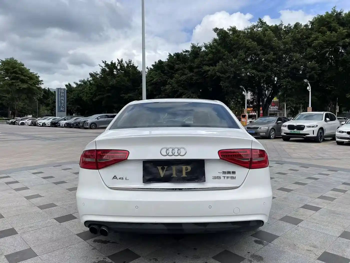 Audi A4L 2016 35 TFSI Automatic Standard фото 9