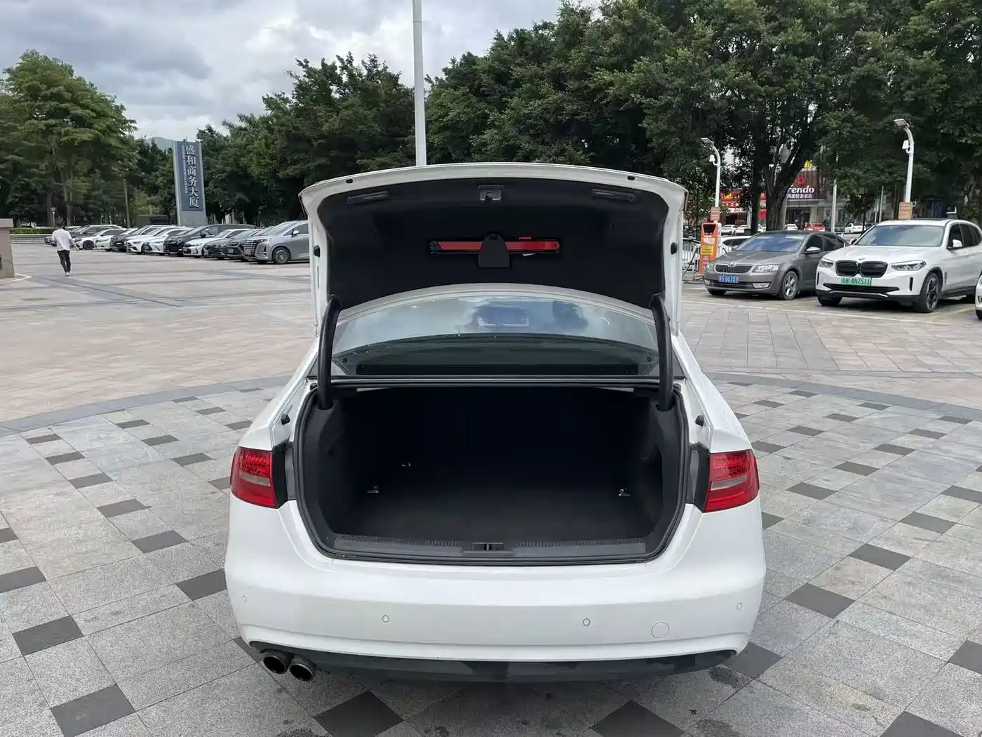 Audi A4L 2016 35 TFSI Automatic Standard фото 12