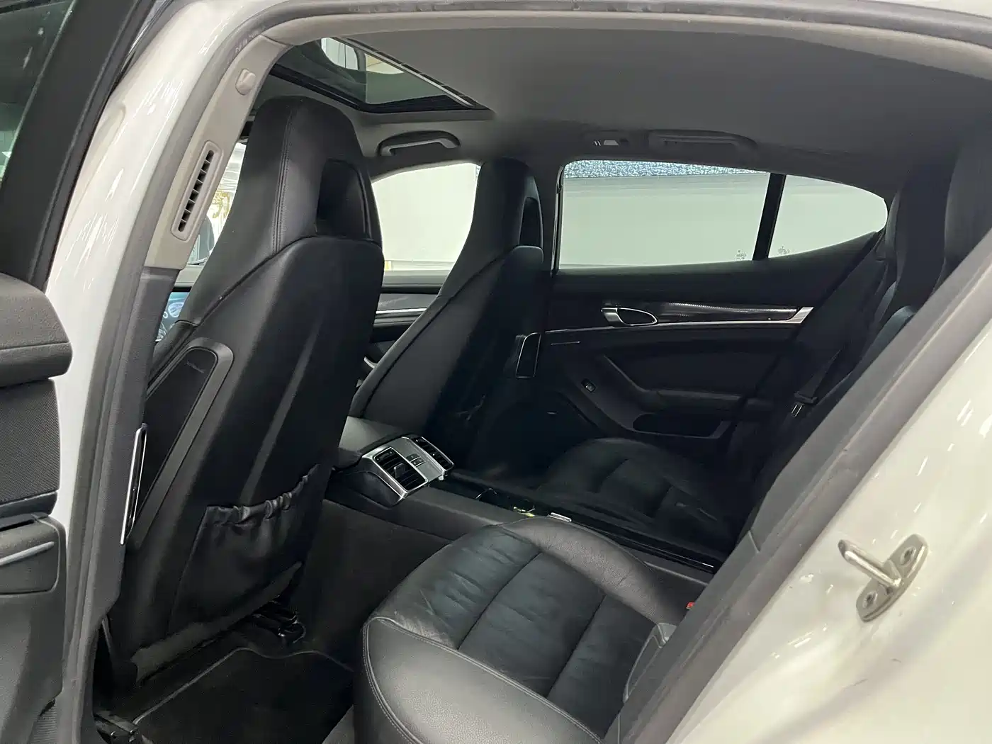 Porsche Panamera 2010 Panamera 3.6L фото 13