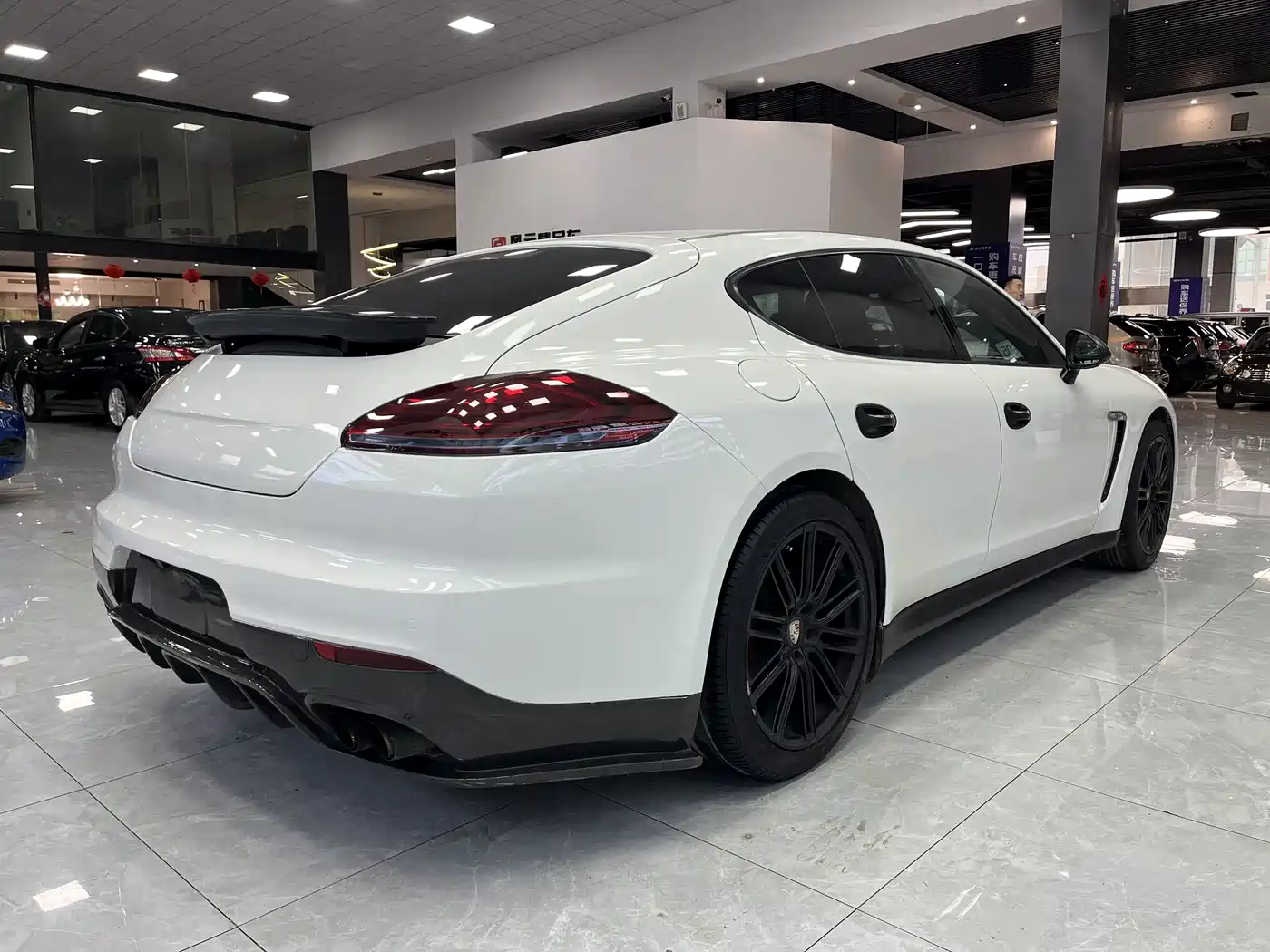 Porsche Panamera 2010 Panamera 3.6L фото 10