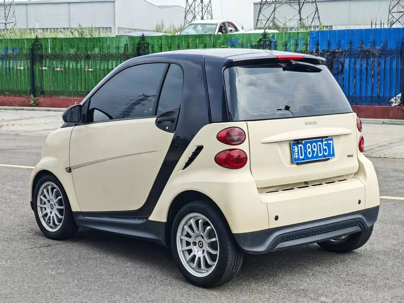 smart fortwo 2013 2012 1.0 MHD Hardtop Standard