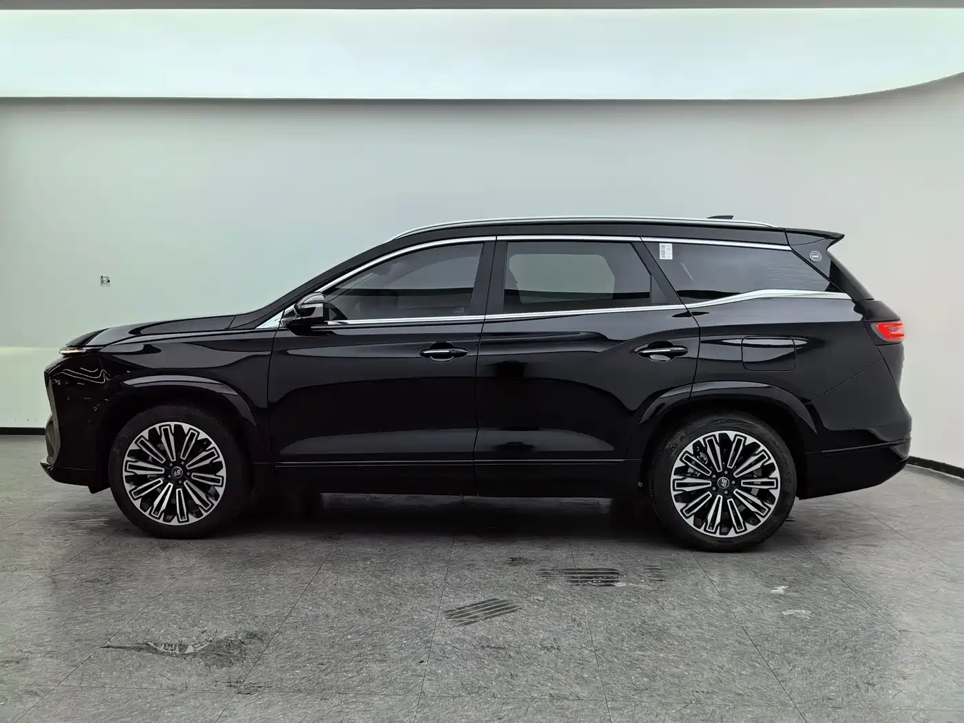 Jetour Shanhai L9 2025 2025 Model 1.5TD 2DHT Flagship 6-Seater