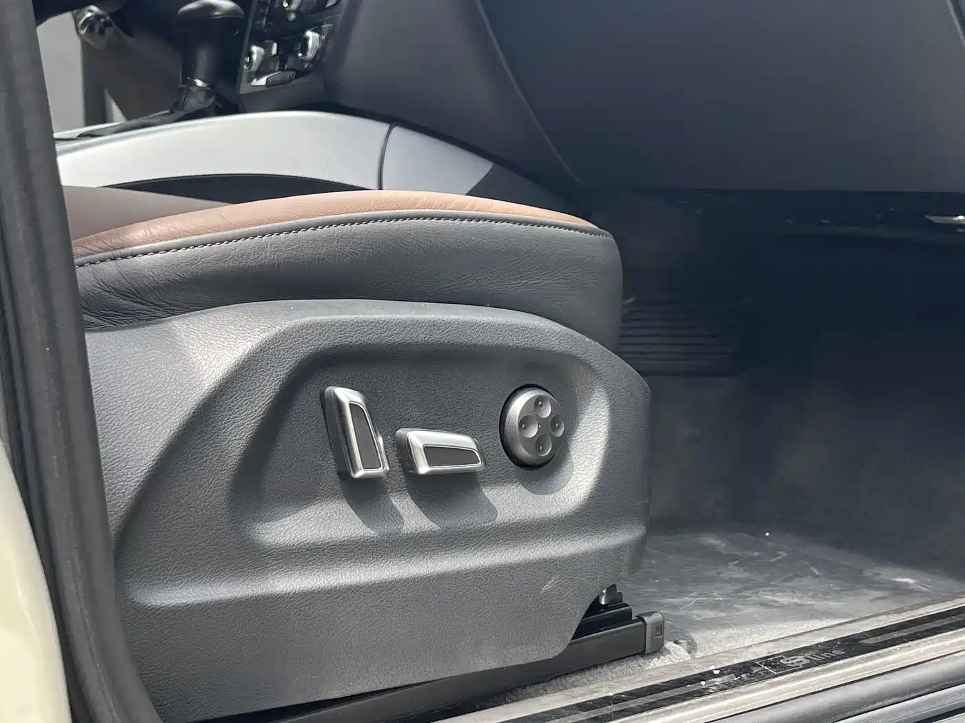 Audi Q5 2018 2017 Plus 40 TFSI Technology