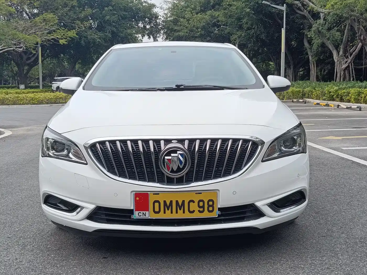 Buick Verano 2015 Sedan 20T Dual-clutch Elite фото 2