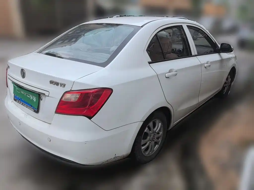 Changan Yuexiang V3 2014 2012 1.3L Manual Comfort (China V)