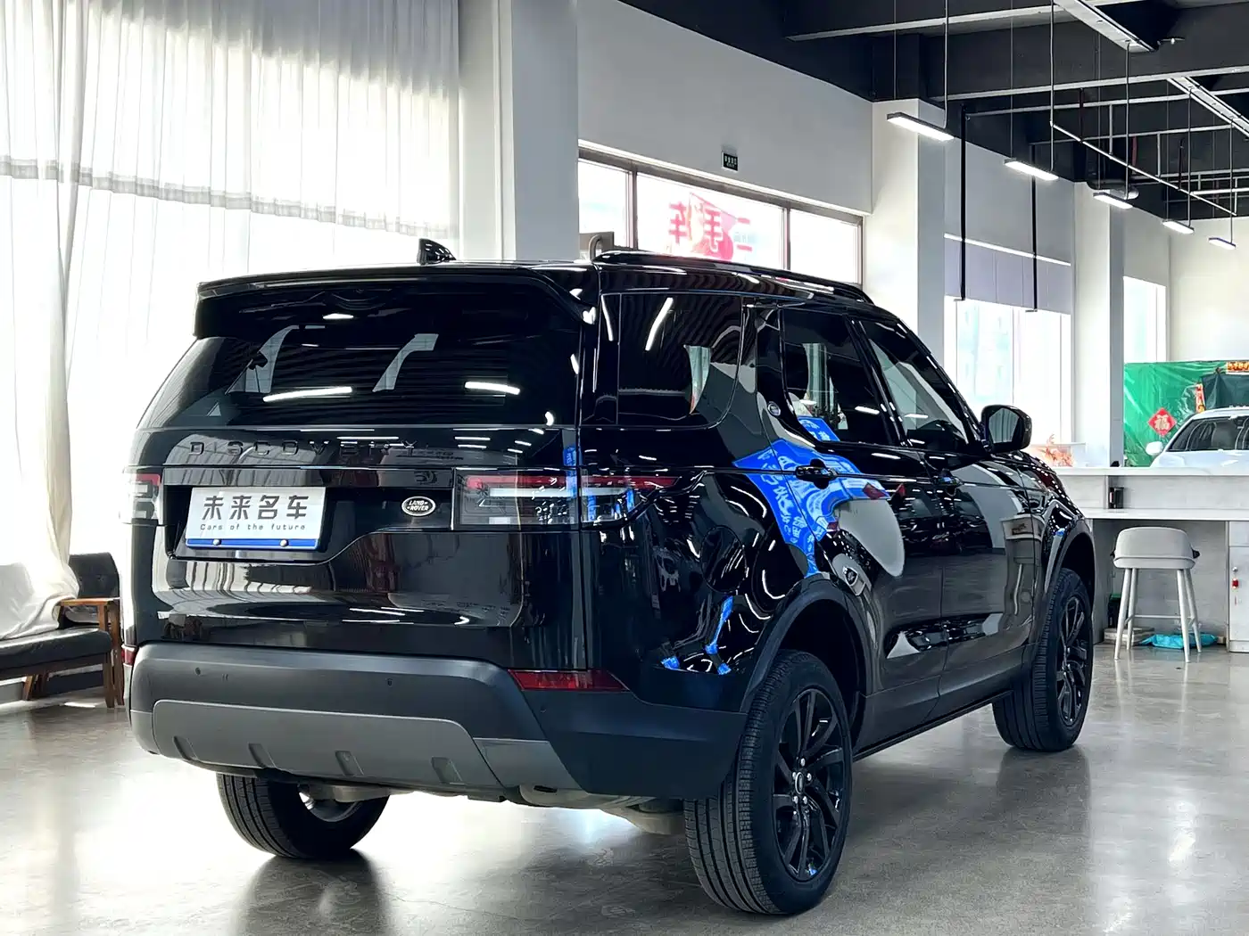 Land Rover Discovery 2018 2.0T Special Edition фото 14